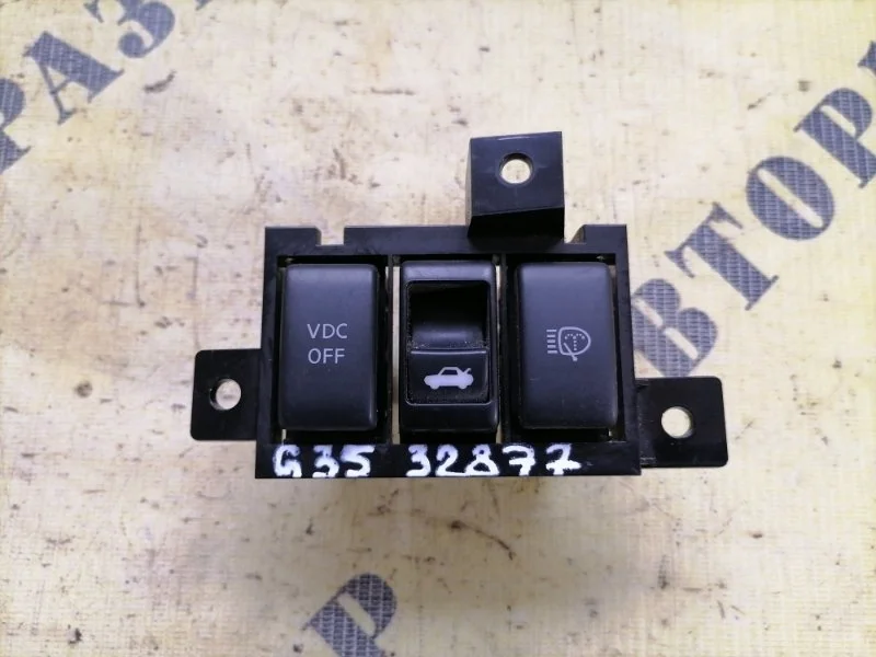 Блок кнопок INFINITI G35 (V36) 2007-2014 2007 L13242AA600 3.5 VQ35HR 316 Л/С