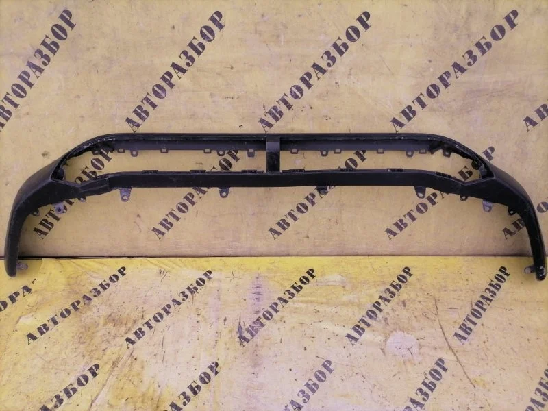 Накладка переднего бампера TOYOTA RAV4 50 2019-H.B. 524110R220
