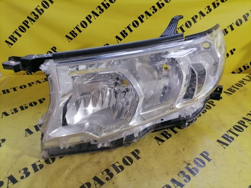 Фара левая Toyota Land Cruiser Prado 150 2009-2022 8117060N10