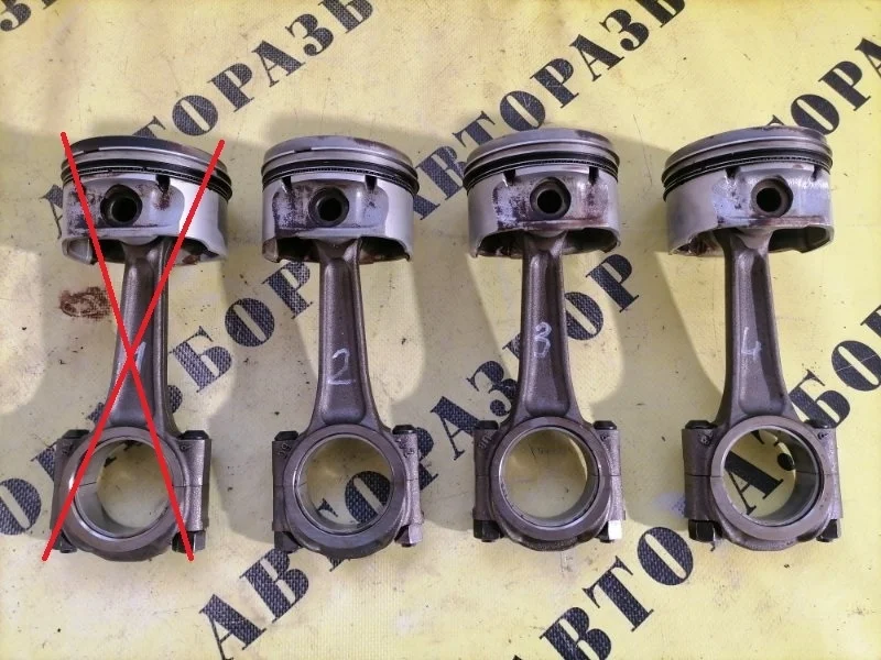 Поршень с шатуном Citroen C4 2 B7 2011-2016 2012 0628N0 1.6 TU5JP4 NFU