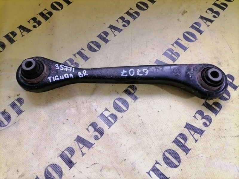 Рычаг задний верхний правый VOLKSWAGEN TIGUAN 2007-2016 1K0501530C