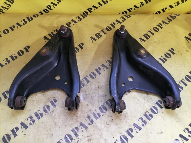 Рычаг передний левый нижний Lada Largus 2012-H.b. 2019 545009976R УНИВЕРСАЛ 1.6 21129 106Л/С