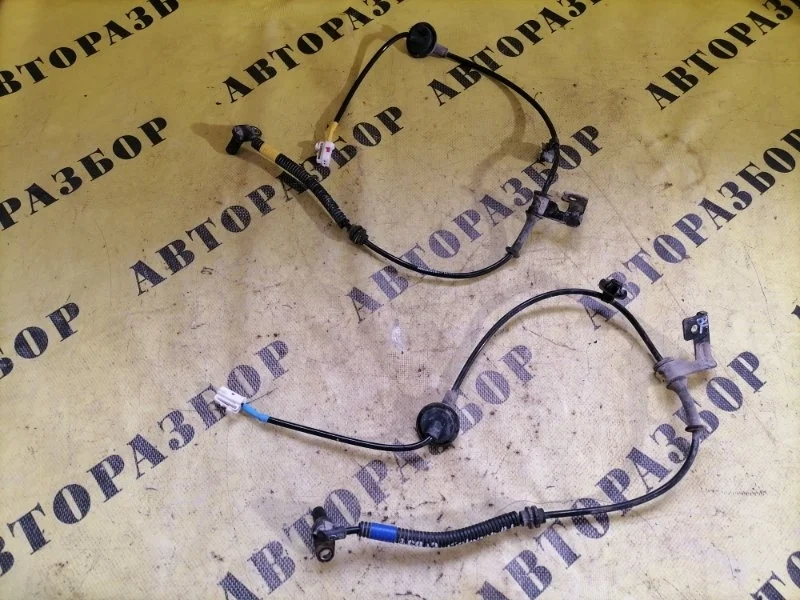 Датчик ABS Hyundai Solaris 2010-2017 2015 956811R100 СЕДАН 1.4 G4FA 107Л/С