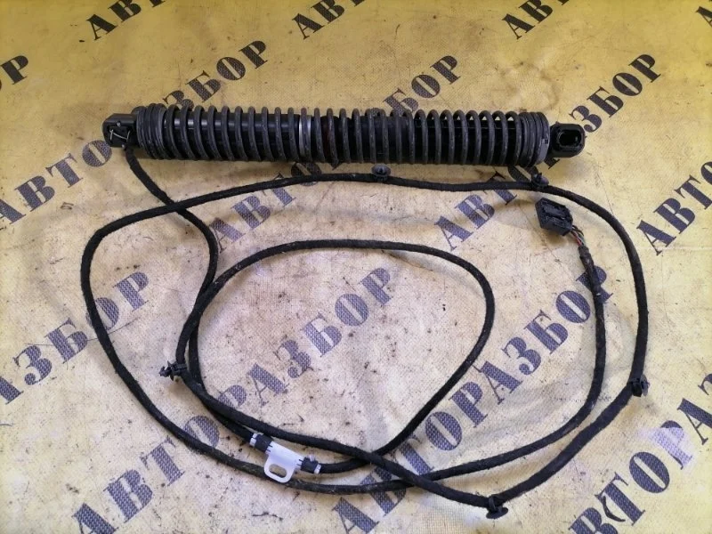 Амортизатор крышки багажника Bmw 7-Серия F01/F02 2008-2015 2009 51247185713 4.4 N63 B44A 408 Л/С