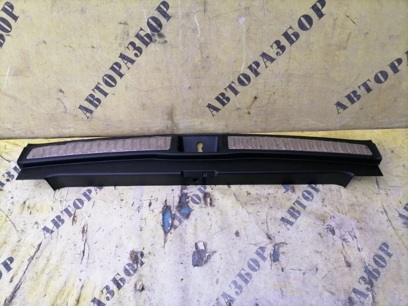 Накладка панели задка Mercedes-Benz M-Class W166 2011-2015 2014 A1666900041 3.0 249 Л/С OM642.826 ДИЗЕЛЬ