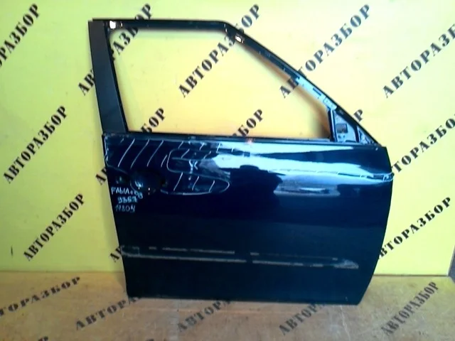 Дверь передняя правая Skoda Fabia 2007-2015 5J6831052