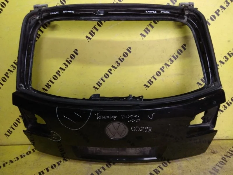 Крышка (дверь) багажника VOLKSWAGEN TOUAREG 2002-2010 7L6827025AT