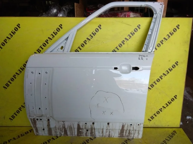 Дверь передняя левая LAND ROVER RANGE ROVER 4 2013-2021 LR036400