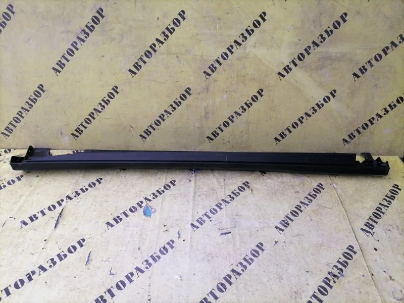 Накладка на порог (наружняя) правая Mercedes-Benz Gle-Class Coupe C292 2015-2018 A2926980227