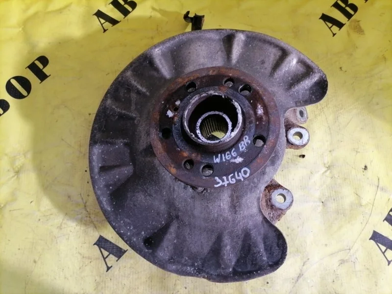 Кулак поворотный задний правый MERCEDES-BENZ M-Class W166 2011-2015 2014 A1663500508 3.0 249 Л/С OM642.826 ДИЗЕЛЬ