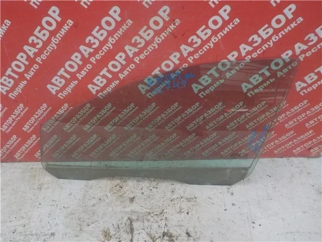 Cтекло двери Ford Focus 2 2005-2008 1317985 CB4 HXDA, заднее левое