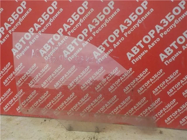 Cтекло двери Hyundai Accent 2 2000-2012 8242025000 G4EC, переднее правое