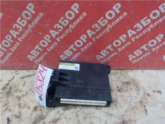 Блок управления кондицианера Toyota RAV 4 2006-2013 8865042240 XA30