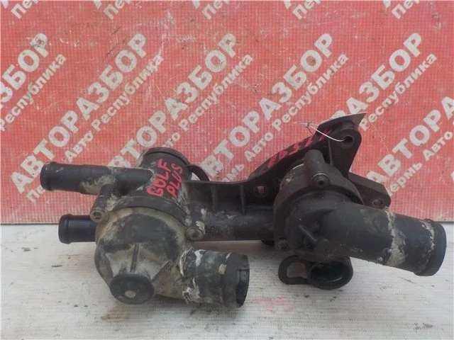 Корпус термостата Volkswagen Golf Plus 2005-2014 03C121111T