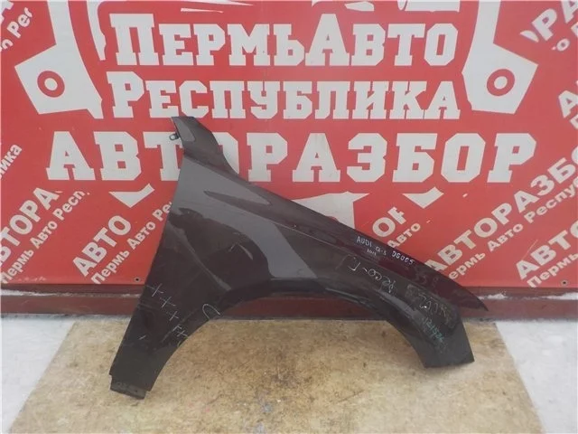 Крыло Audi Q5 2008-2017 8R0821106 8R, переднее правое