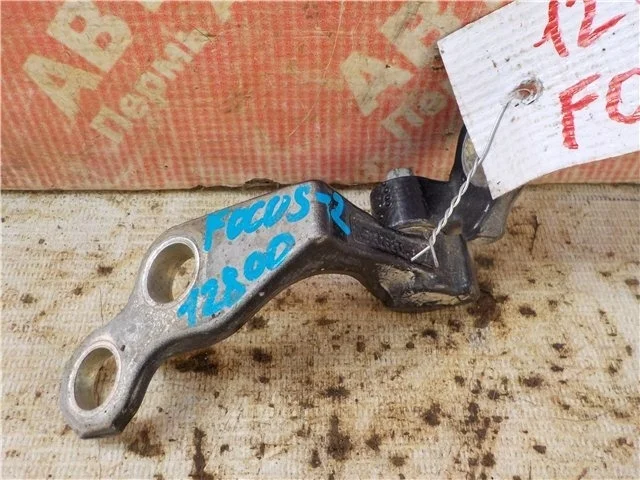 Петля двери нижняя Ford Focus 2 2008-2015 5012217 HXDA, задняя правая