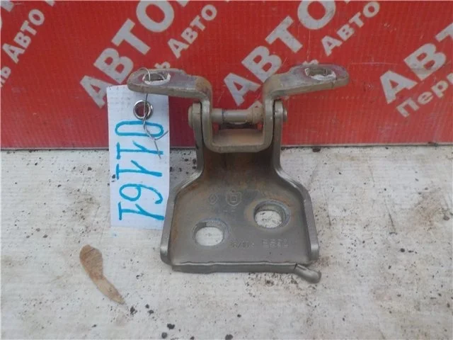 Петля двери нижняя Renault Logan 2005-2014 6001546883, задняя правая