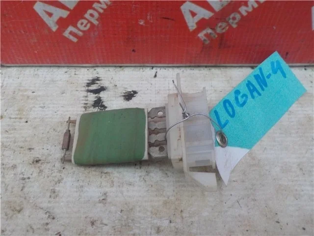 Реостат отопителя салона Renault Logan 2005-2014 6001547488