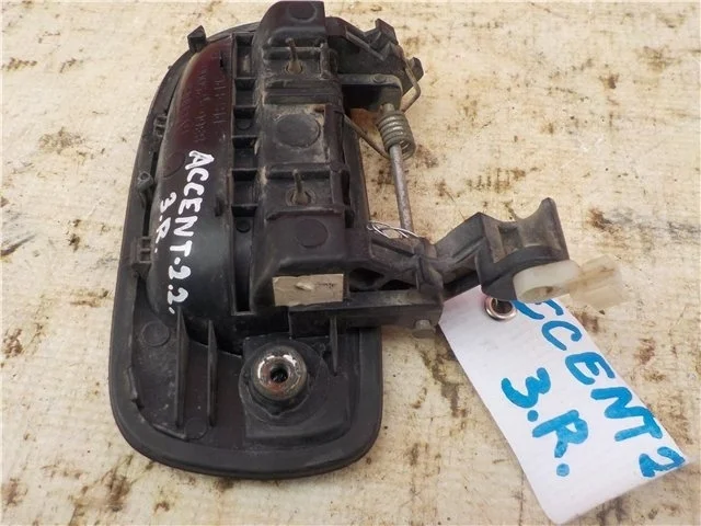 Ручка двери Hyundai Accent 2 2000-2012 8366025000 G4EC, задняя правая