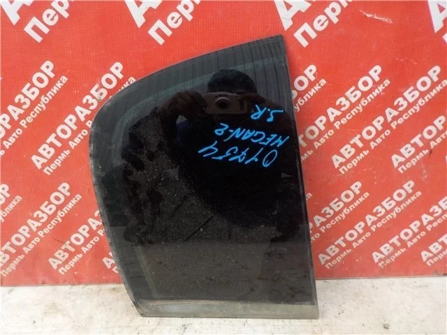 Форточка двери Renault Megane 2 2003-2009 8200492813 K4M, задняя правая