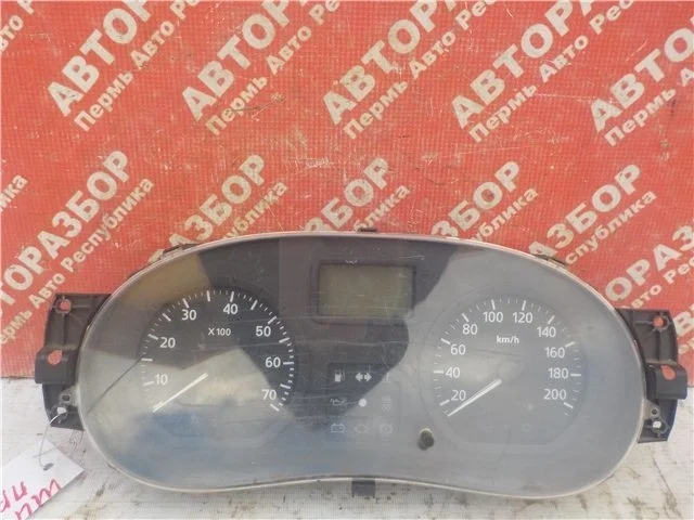 Щиток приборов Renault Logan 2005-2014 8200377202