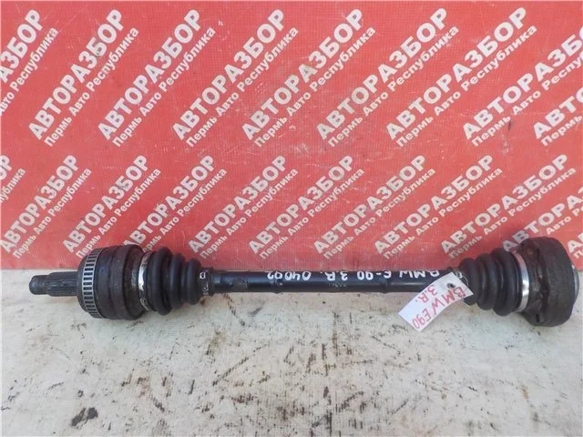 Привод колеса BMW 3-Series 2005-2012 33217547076 E90, задний правый