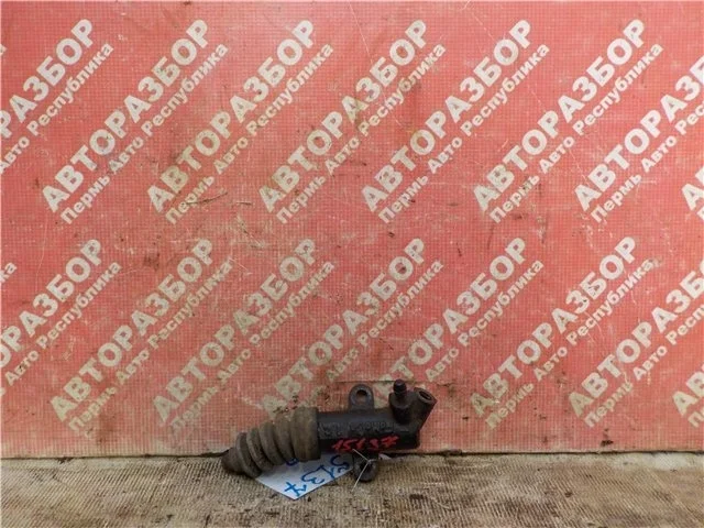 Рабочий цилиндр сцепления Mazda Mazda BT-50 2006-2012 UR5841920A WL