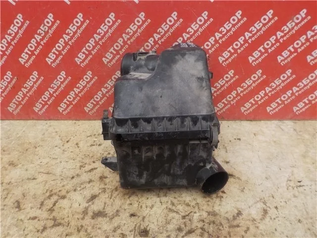 Корпус воздушного фильтра Toyota Rav 4 2006-2013 1770028300 ACA30 1AZFE