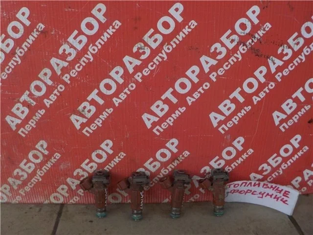 Топливные форсунки Nissan Sunny 2002 166005L300 N16 QG15DE