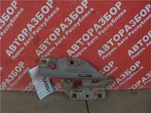 Петля капота Nissan Sunny 2002 654014M700 N16 QG15DE, левая