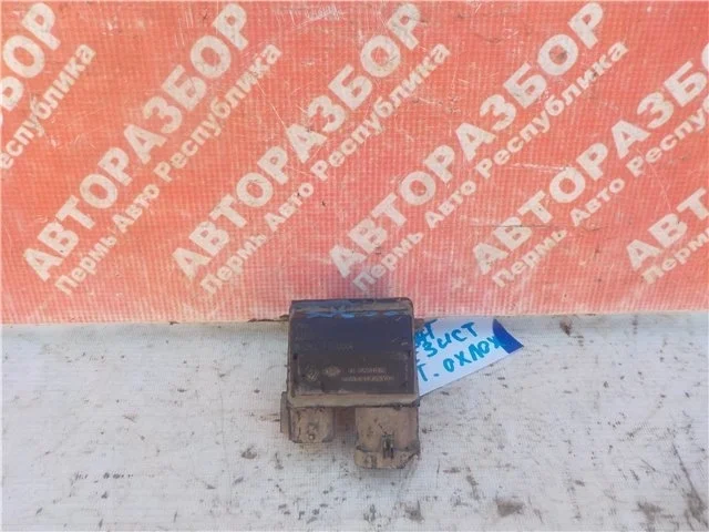 Резистор вентилятора охлаждения Renault Logan 2015 255503792R 2G K7M812