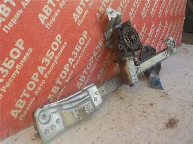 Электро стеклоподъемник Renault Logan 2015 807213282R 2G K7M812, переднее левое