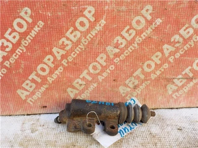 Рабочий цилиндр сцепления Toyota Corolla 2003 3147012130 CDE 120 3ZZFE