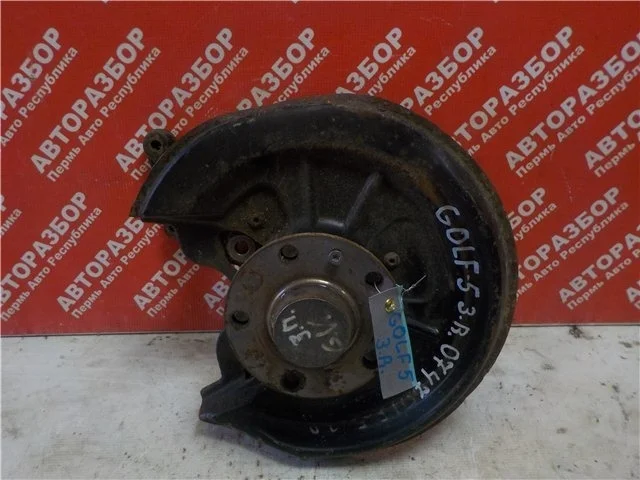 Кулак Volkswagen Golf 5 2003-2009 1K0505436AC, задний правый