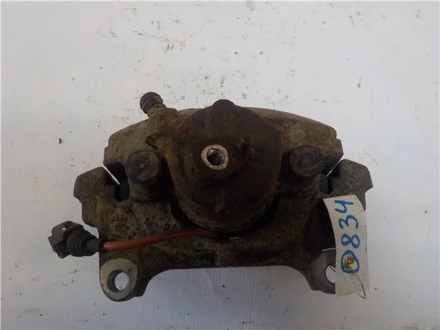 Суппорт Volkswagen Passat 2011-2015 1K0615123E B 7 CAXA, передний левый