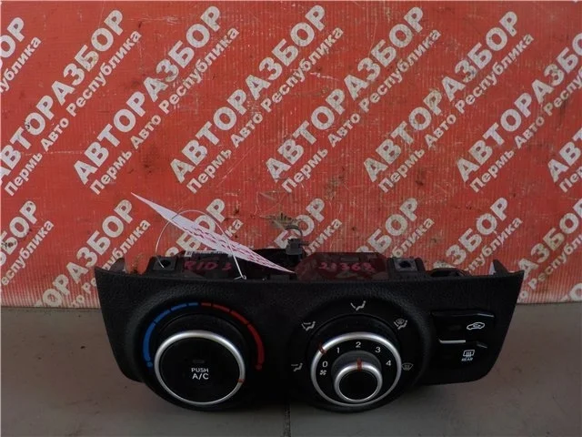 Блок управления климатом KIA Rio 3 2014 972504Y020 S4 G4FADW773987