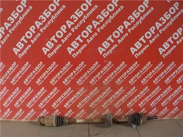 Привод колеса Renault Sandero 2010 8201045819 BS12 K7JA710, передний правый