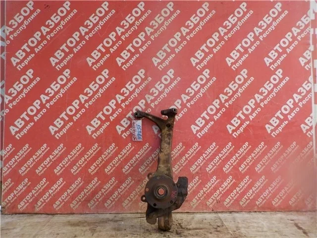 Поворотный кулак Audi A4 1996 8D0407258 B5 ADR