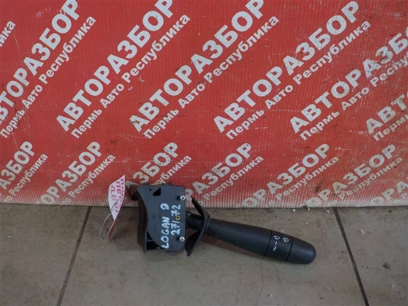 Блок подрулевых переключателей дворников Renault Logan 2011 8200792575 LS12 K7JA710