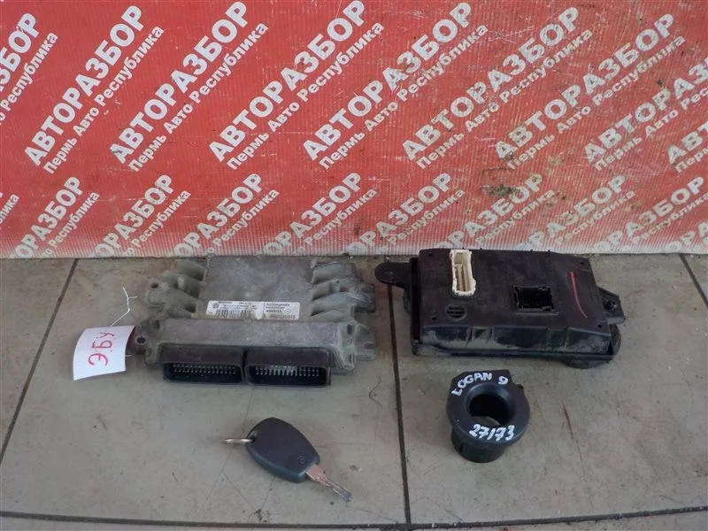 Электронный блок управления Renault Logan 2011 8200826300 LS12 K7JA710