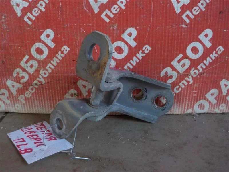 Петля двери верхняя Toyota Rav 4 2001 6872030080 XA20 1CD FTV, передняя левая