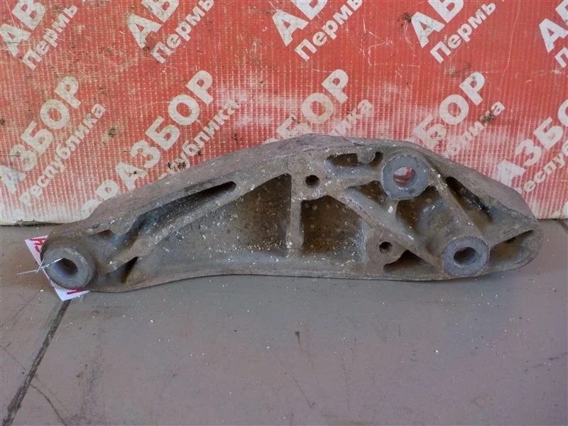 Кронштейн подушки кпп Opel Astra-H 2007 24459782 ХЭТЧБЕК Z20LER, левый