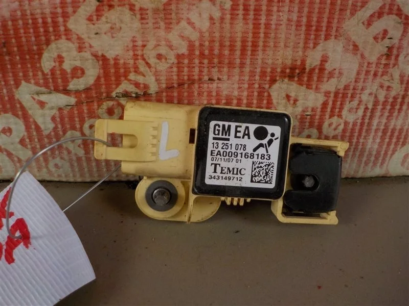 Датчик удара Opel Astra-H 2007 13251078 ХЭТЧБЕК Z20LER, левый