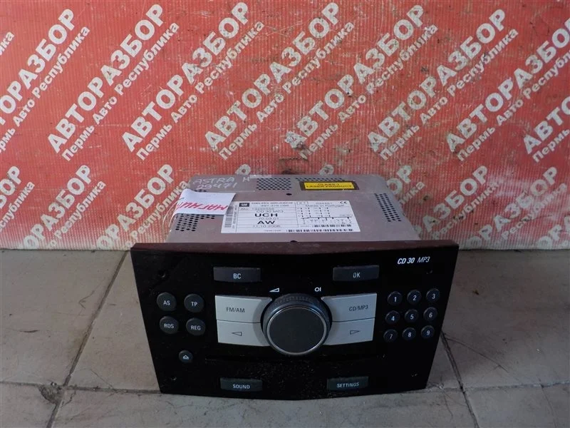 Штатное головное устройство Opel Astra-H 2007 13255555 ХЭТЧБЕК Z20LER