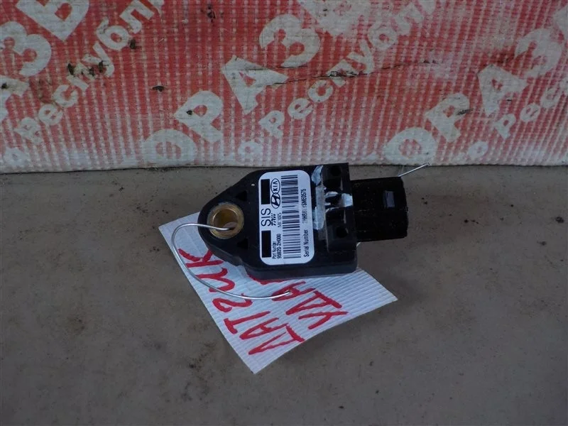 Датчик удара Kia Ceed 2008 959202H000 ХЭТЧБЕК (S2 3 ДВЕРИ) G4FC 8Z035369, левый