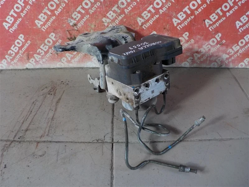 Блок abs Toyota Corolla 2010 4451012391 ADE150 1ZRFE 0748912