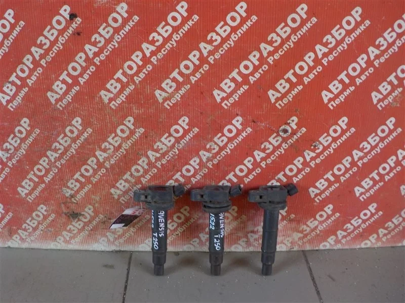 Катушка зажигания Toyota Avensis 2 2003-2008 T250 1ZZ