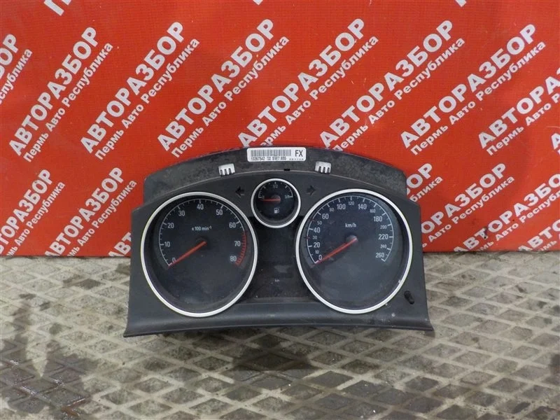 Щиток приборов Opel Astra-H 2008 13267542 СЕДАН Z18XER