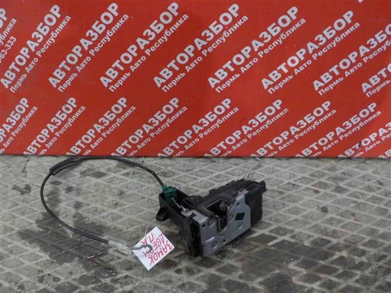 Замок двери Opel Astra-H 2008 13220370 СЕДАН Z18XER, передний правый