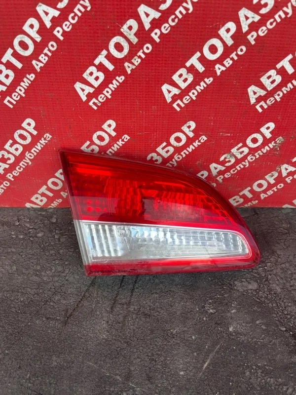 Фонарь внутренний Nissan Almera 2015 265554AA1A G15 K4MA490, задний левый